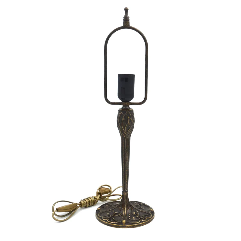 PIED DE LAMPE EN LAITON LIBERTY 480 MM