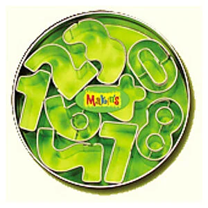 SET 9 NUMBERS CUTTERS