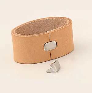 LEATHER STAPLES - 100 PCS