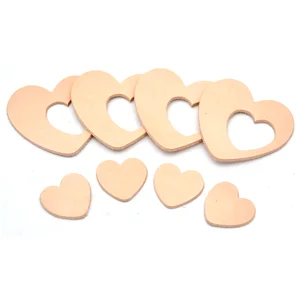 CUIR DÉCOUPÉ - CŒURS 60 ET 30 MM - 8 PCS