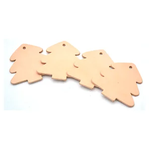 CUIR DÉCOUPÉ - ARBRES DE NOËL 70 X 65 MM - 4 PCS