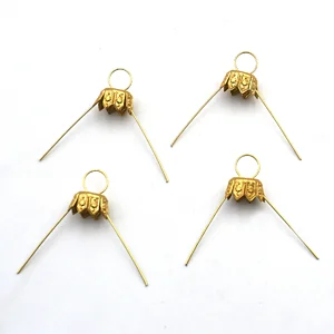 CROCHETS EN MÉTAL OR POUR BOULES